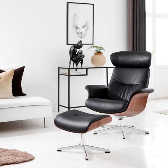 Interiors: Conform armchairs and Wagner Office Chairs
